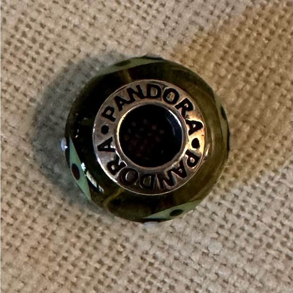 925 Sterling Silver PANDORA Bead Ladybug - Picture 3 of 3
